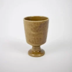 Kite Kaffekop på fod - oliven