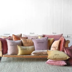 Pip Smoke Stonewashed velour 50x50 cm