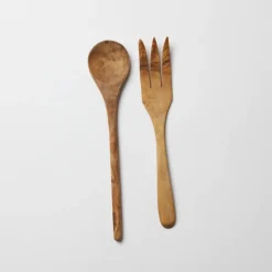 Ske i lys oliventræ