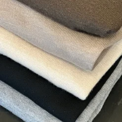 Tynd strik med cashmere - Sand